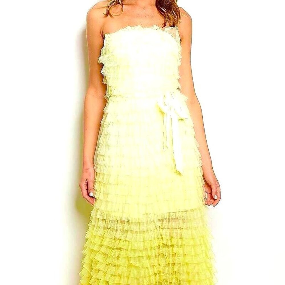 STRAPLESS LAYERED MESH RUFFLE WAIST TIE MAXI DRESS